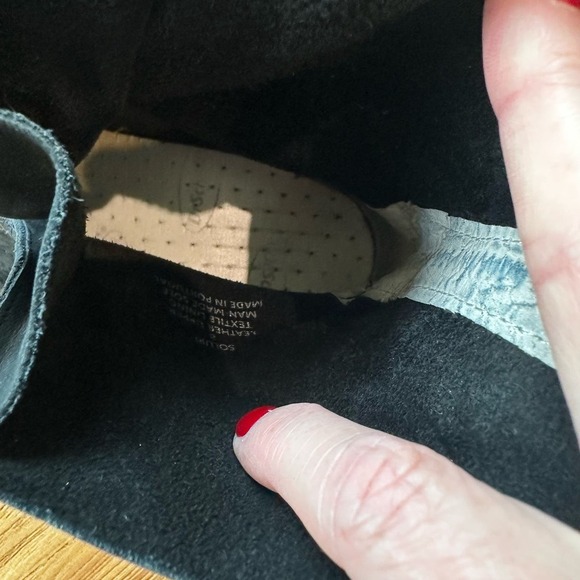 Steve Madden Soluri Women’s Distressed Washed Black Leather Tie Up Booties - Picture 5 of 11